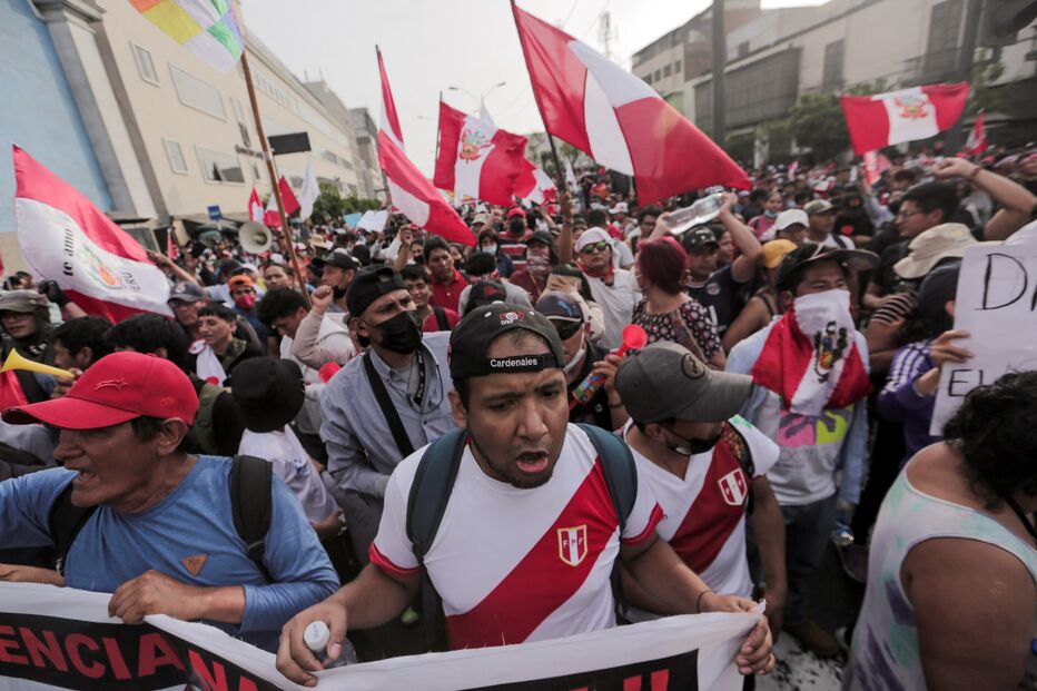 Mnaifestações Peru