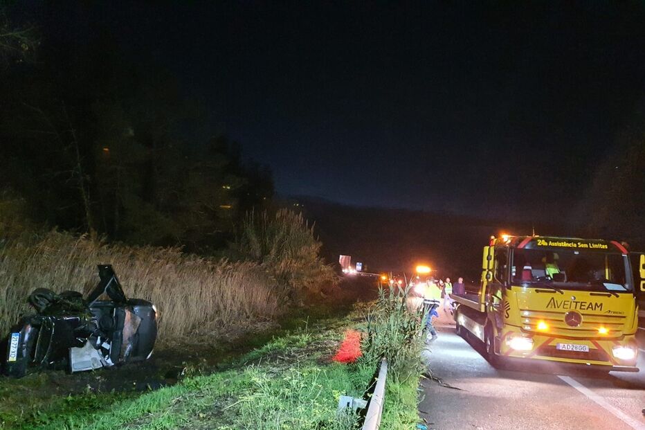 Três feridos depois de um despite de carro em Aveiro