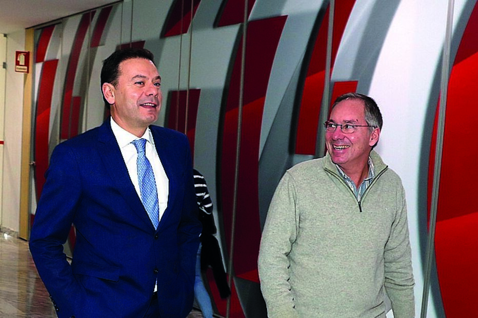 Luís Montenegro acusa António Costa de ser cúmplice do Chega