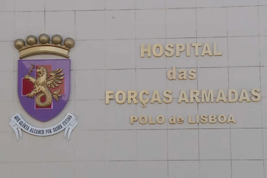 Hospital militar transfere doentes depois do Governo cancelar contratos a 222 profissionais