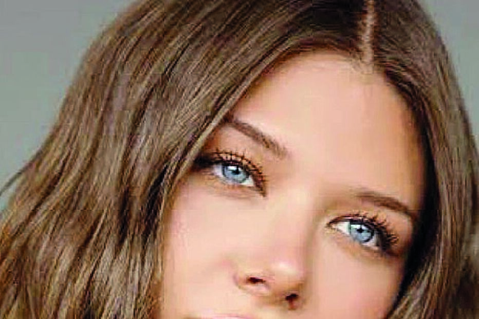 Victoria Lamas tem apenas 23 anos e tem feito pequenos papéis em curtas-metragens 