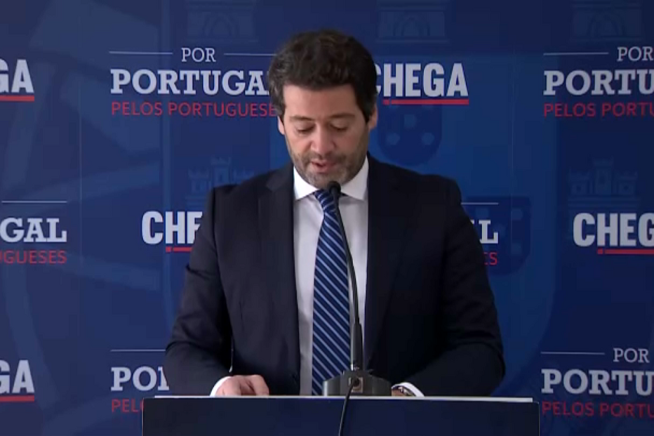 Chega diz que Governo não tem condições para continuar em funções e pede eleições antecipadas