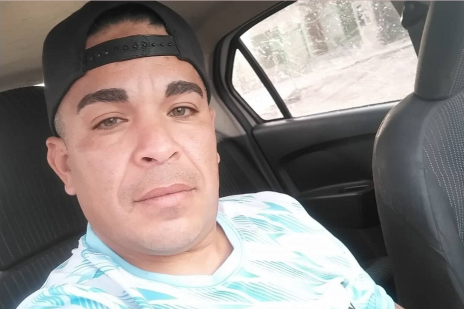 Luis Alberto Gallo, padrasto de Renzo