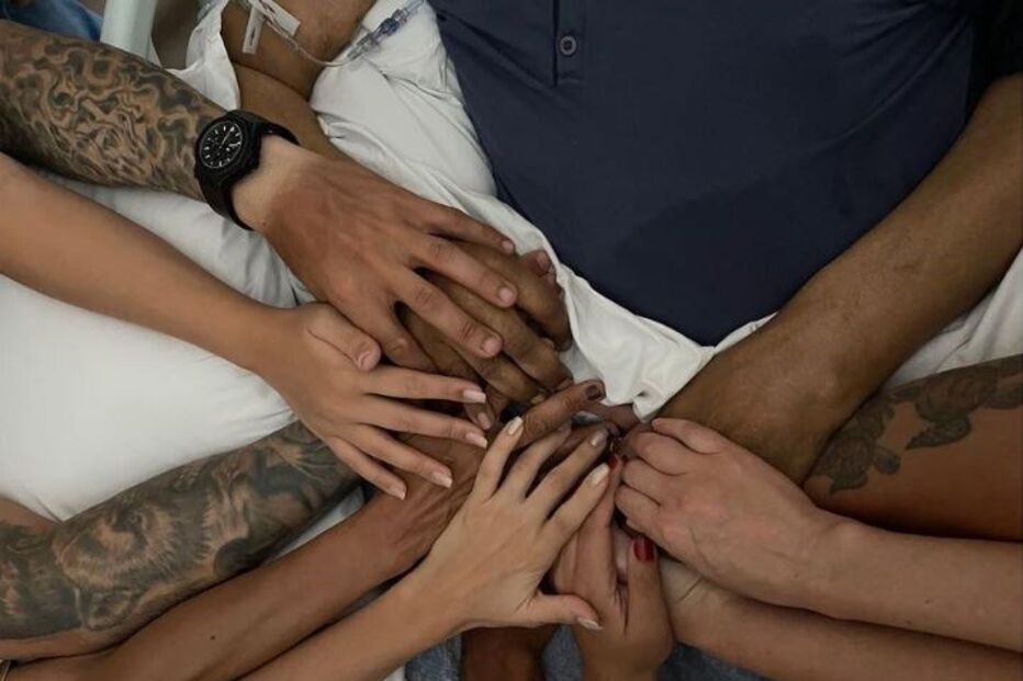 Filha de Pelé reage á morte do pai nas redes sociais 