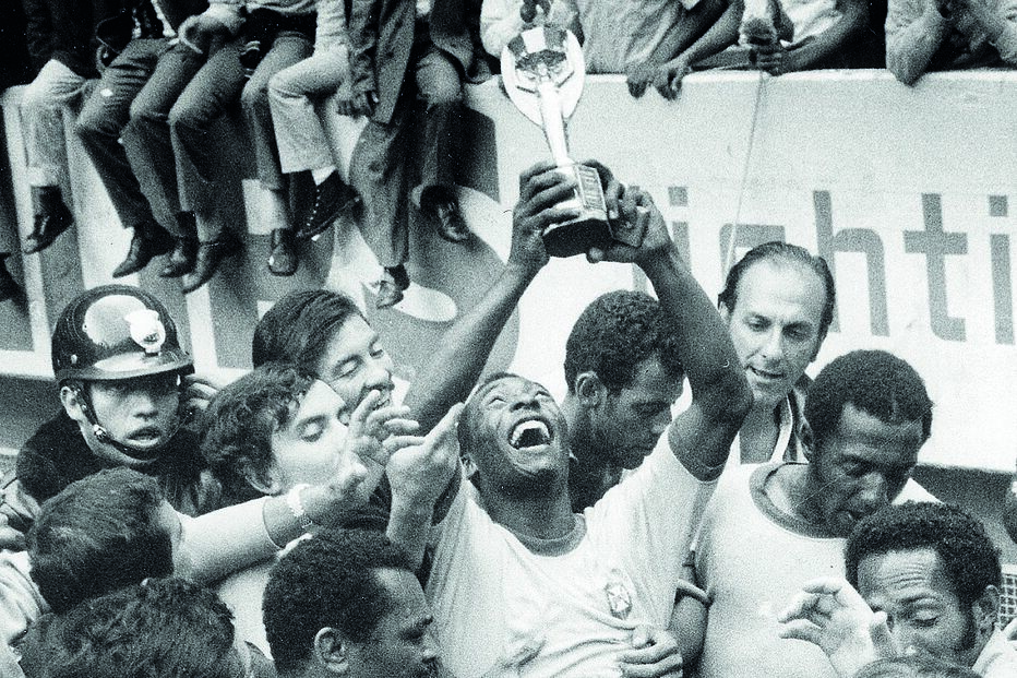 'Rei Pelé' morreu aos 82 anos após longa batalha contra o cancro no cólon 