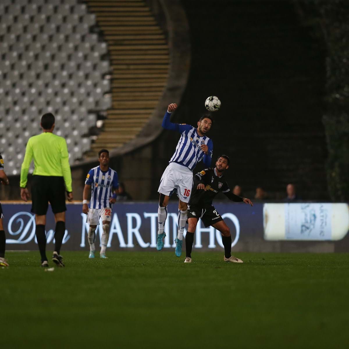 FC Porto empata com Casa Pia e desce para terceiro no campeonato