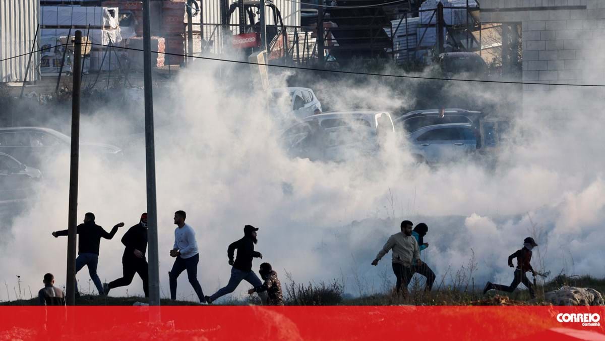 Número de palestinianos mortos nos confrontos de segunda-feira com Israel sobe para seis