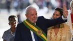 Lula da Silva vai à China com agenda ambiciosa e delegação de 300 pessoas