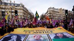 Milhares de pessoas homenageiam em Paris ativistas curdos assassinados em 2013