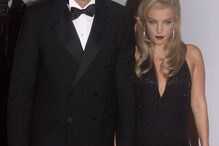 Lisa e Nicolas Cage acabaram por casar, em agosto de 2002, mas o matrimónio só durou três meses
