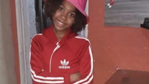 Bala perdida mata menina de 10 anos um dia antes do aniversário
