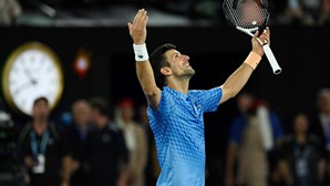 Novak Djokovic conquista 10.º Open da Austrália da carreira 