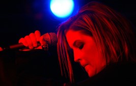 Lisa Marie durante um concerto em Londres, em 2003