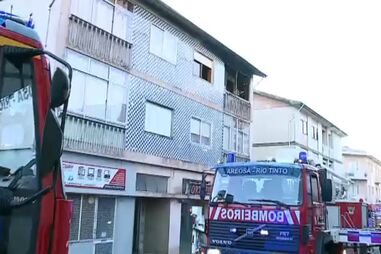 Incêndio em prédio em Gondomar faz um ferido grave