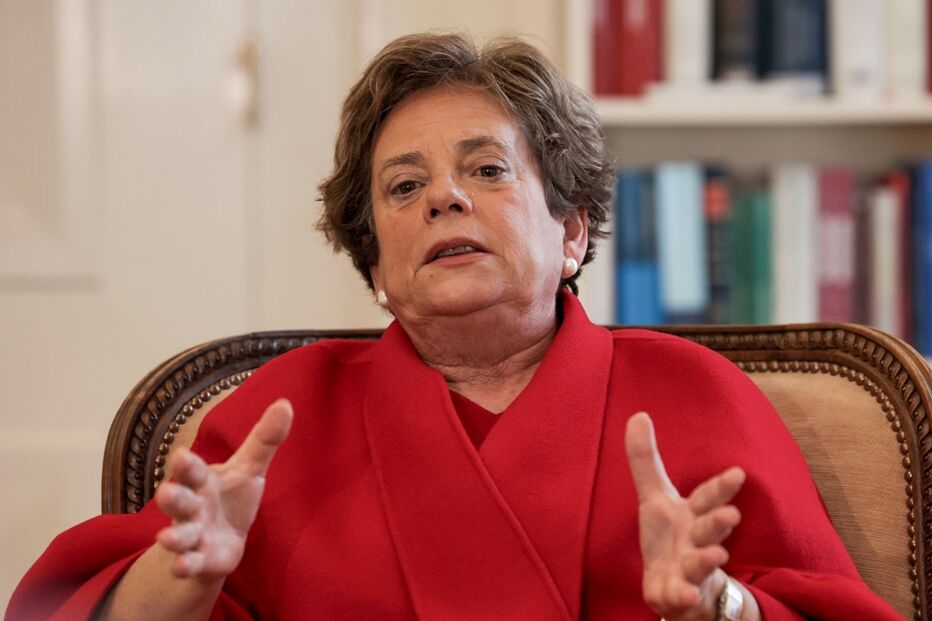 Imagem Abertura - Maria Lúcia Amaral