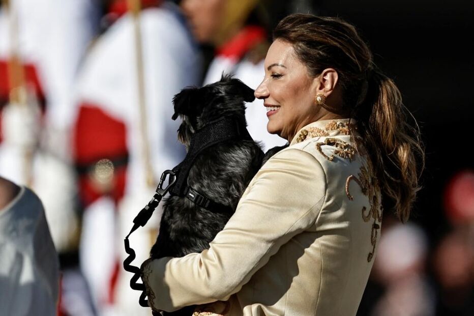 Cadela adotada por Lula da Silva e Rosângela foi uma das convidadas da tomada de posse 