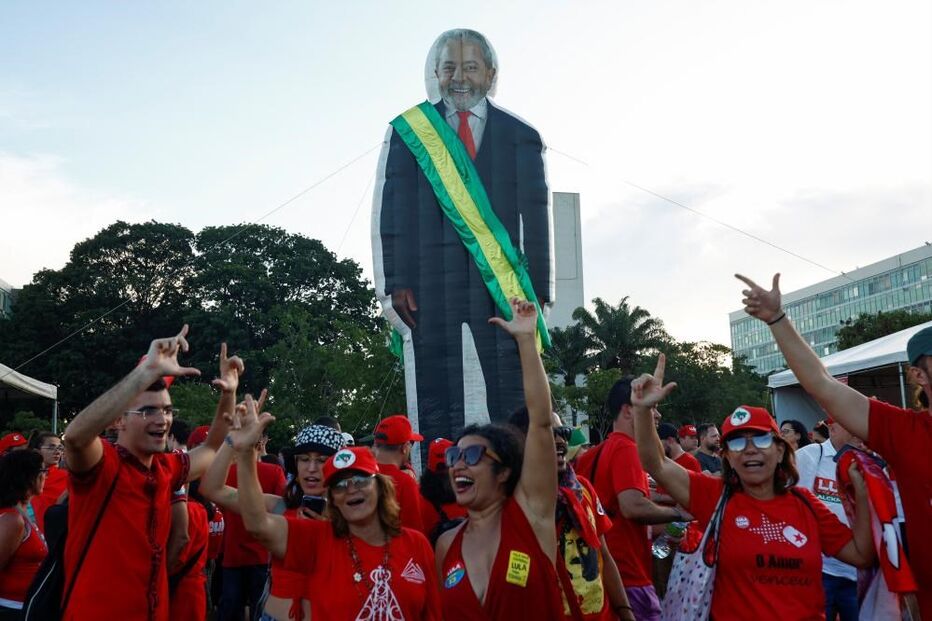 Lula da Silva é 39.º presidente do Brasil