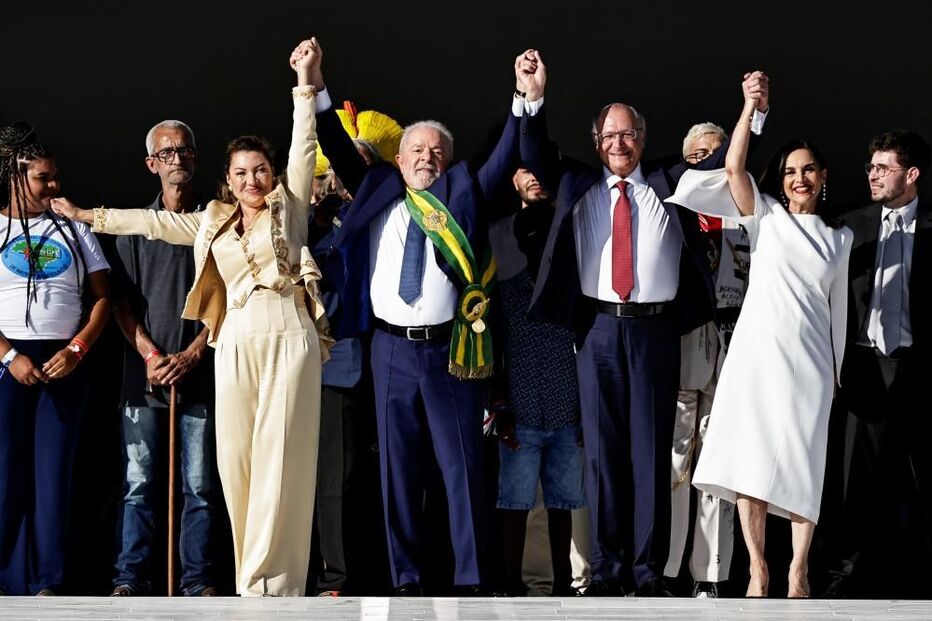 Lula da Silva é 39.º presidente do Brasil
