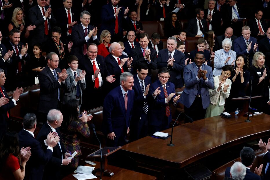 Pela primeira vez em 100 anos os republicanos não elegeram porta-voz para a Câmara dos Representantes à primeira ronda
