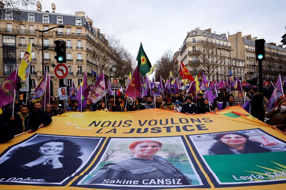 Manifestação de Curdos em Paris