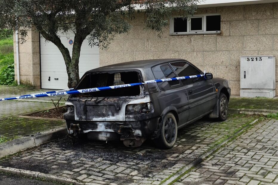 Mirandela, incêndios, carros, PJ
