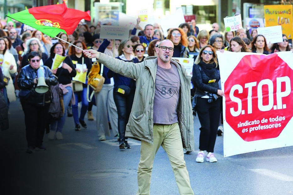 Maioria dos portugueses ao lado dos professores