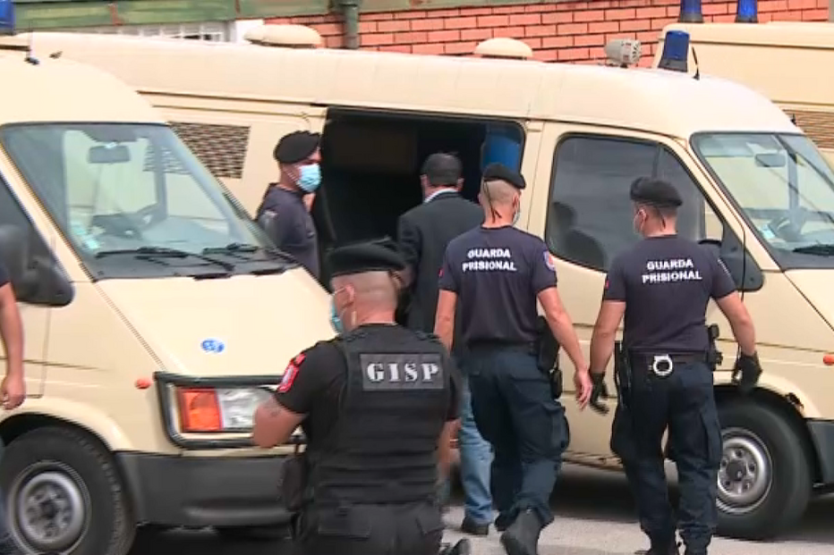 Guardas prisionais