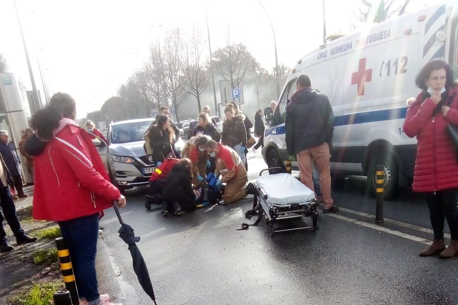 Jovem atropelado em frente ao Hospital de São João, no Porto