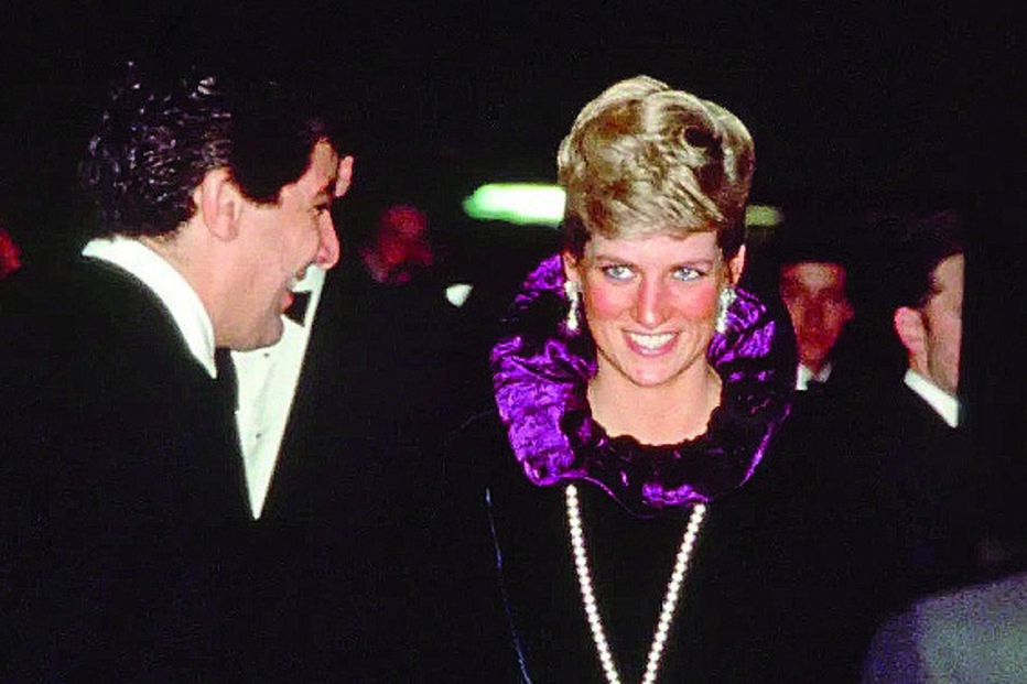 Diana com o colar em 1987