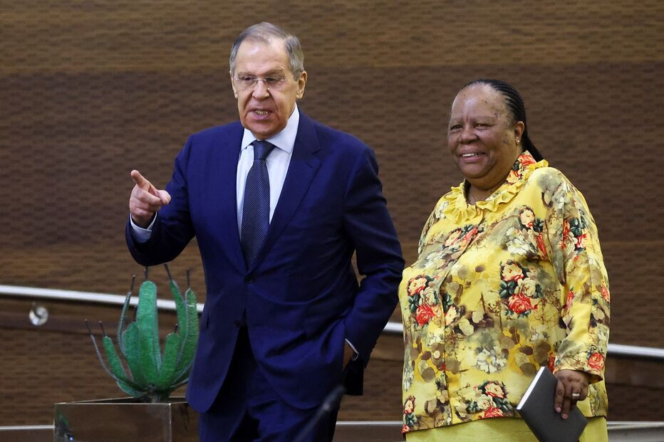 Ministra dos Negócios Estrangeiros e da Cooperação, Naledi Pandor, Serguei Lavrov