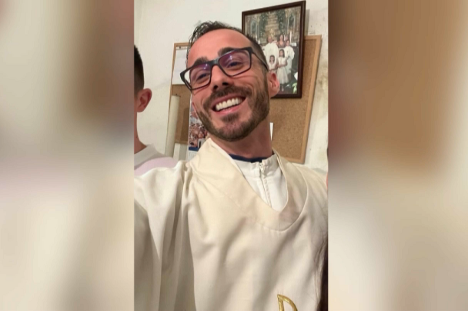 Padre de Monção afastado por confessar ter relações sexuais com rapaz