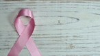 Autoridades algarvias alertam para falsos telefonemas de rastreio do cancro da mama a pedir fotos íntimas