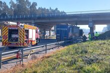 Incêndio destrói parcialmente camião de transporte em Ovar