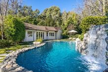 O jardim da mansão de Jim Carrey