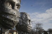 Obra foi promovida pela Ordem dos Médicos em homenagem aos clínicos