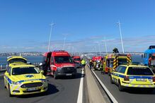 Mulher morre em acidente na ponte Vasco da Gama