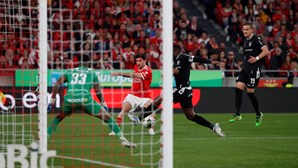 Benfica 3-0 Casa Pia - Equipa da casa volta a marcar