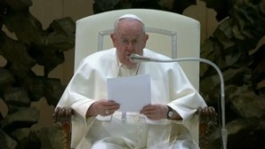 Papa reza pelas vítimas do sismo na Turquia e na Síria