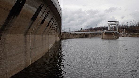 Fisco quer barragens a pagar imposto desde 2019