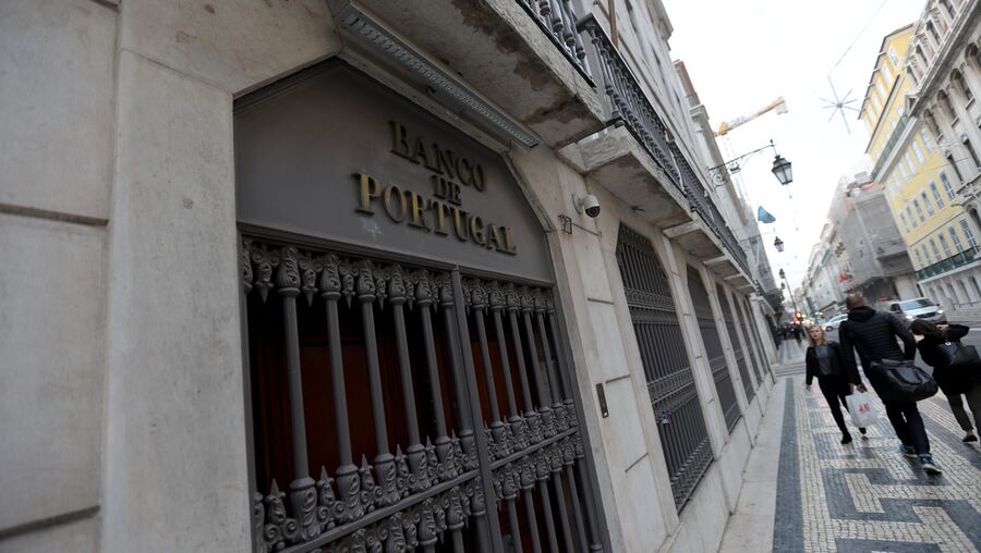 O banco central quer saber que planos de ação para o risco de incumprimento são realizados pelas instituições bancárias