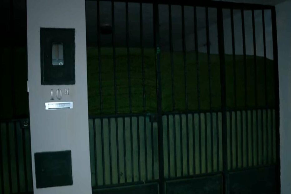 Menor raptada viveu oito meses fechada num quarto em Évora sem ver a luz do sol 