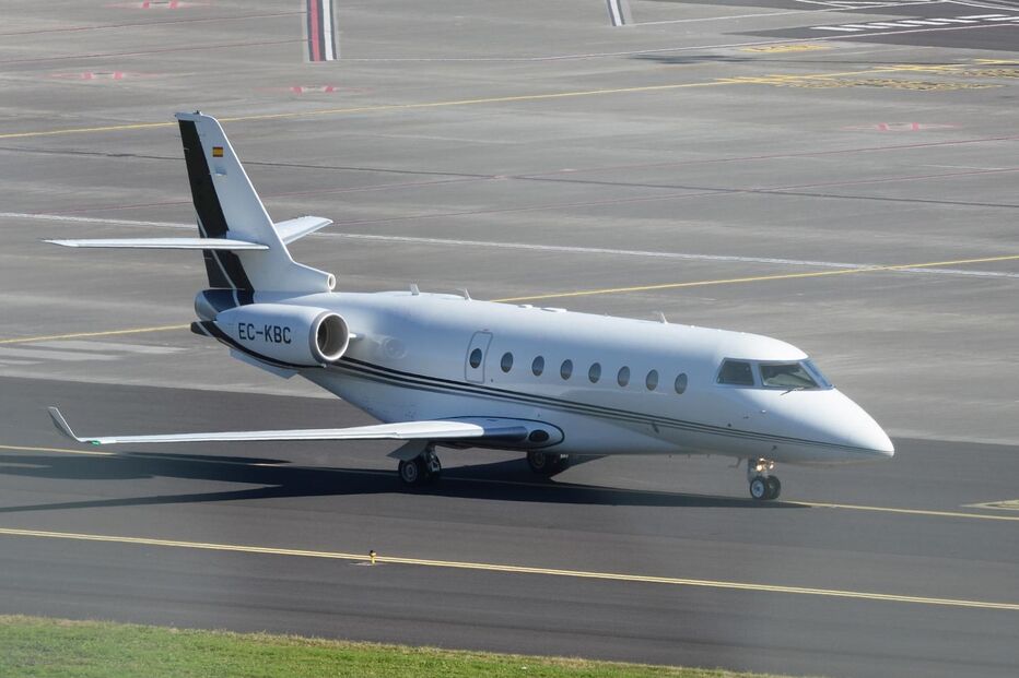 O avião, um luxuoso Gulstream G-200