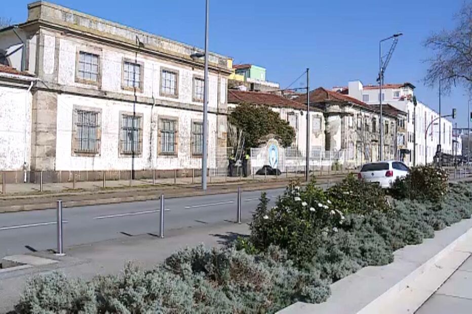 Estado abandona e ignora antro de droga no Porto