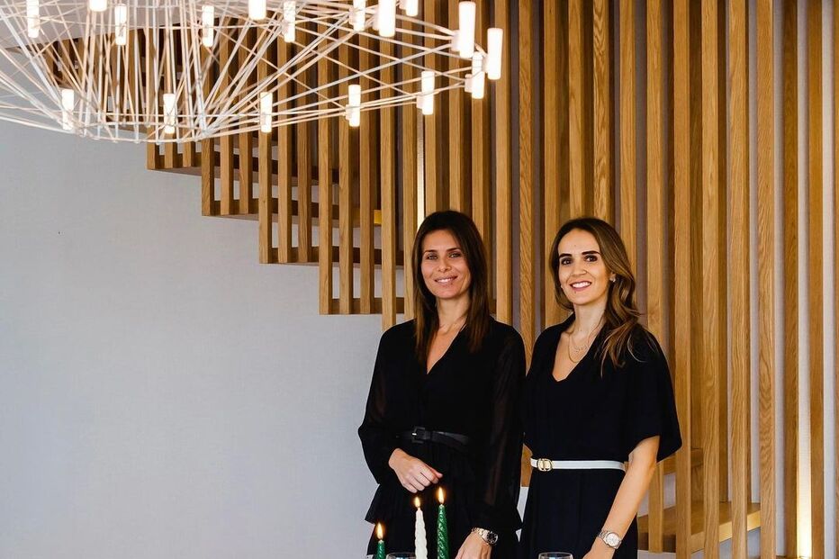 Maria João Diogo com a sócia