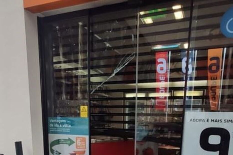 Gaia, bombas de gasolina, Repsol, assalto