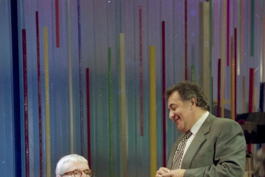 Apresentador quis beneficiar funcionários