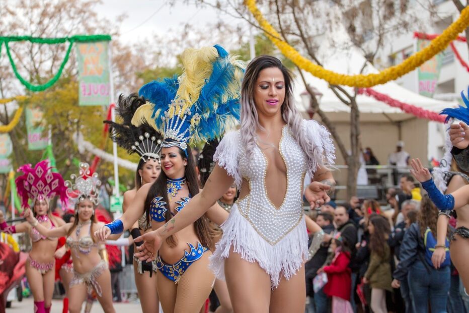 Carnaval, desfiles, meteorologia