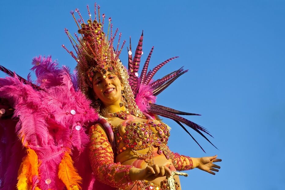 Carnaval, desfiles, meteorologia