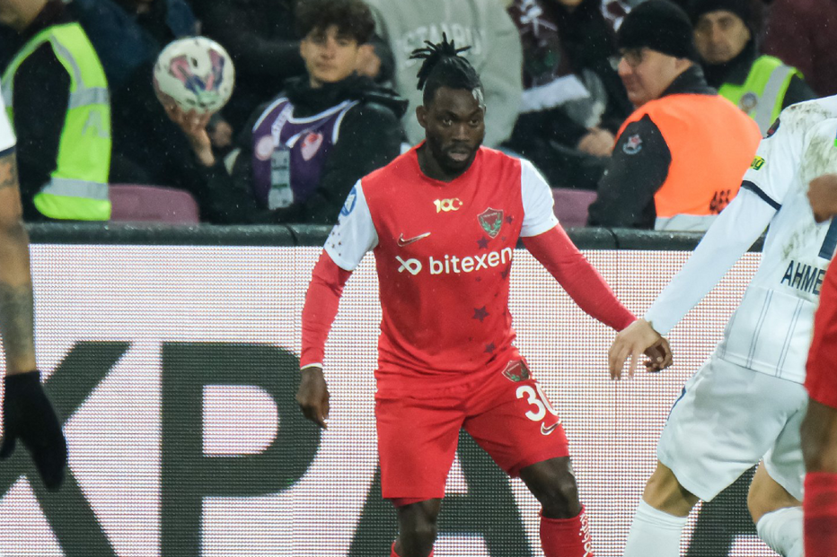 2023-02-10_20_08_15 FoNz9WsXEAITgJS.png