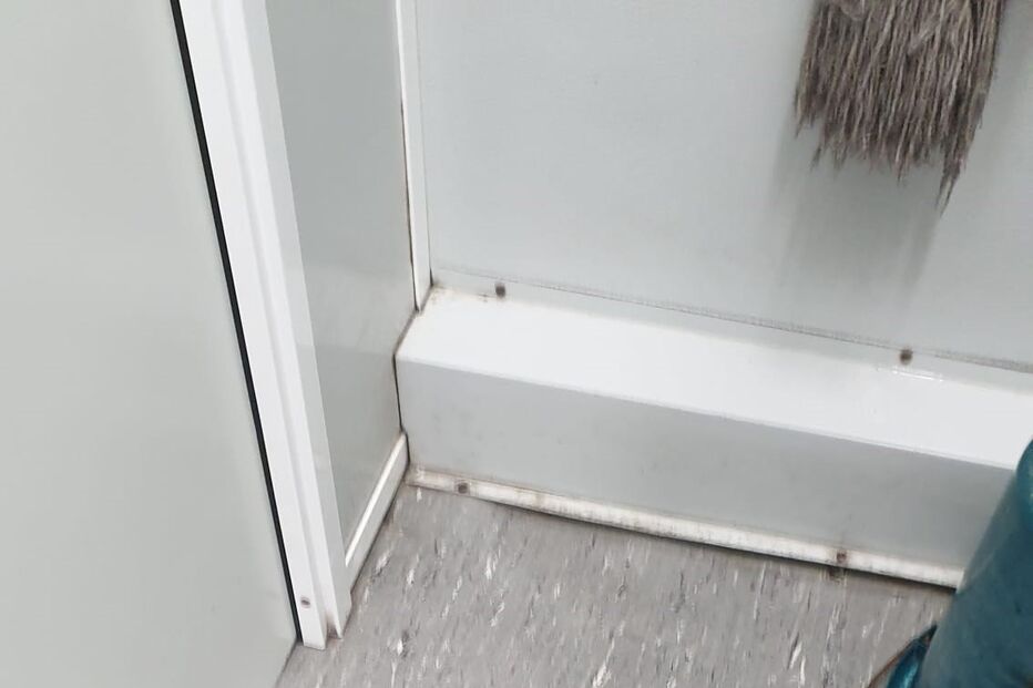 Contentor sem condições